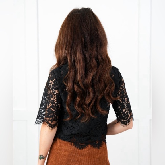 NEW Space 46 Layered Lace Crop Top Size S - Picture 2 of 5